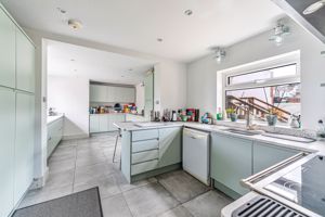 Photo 25- click for photo gallery